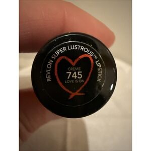 Revlon Super Lustrous Lipstick – 745 Love Is On – New/sealed